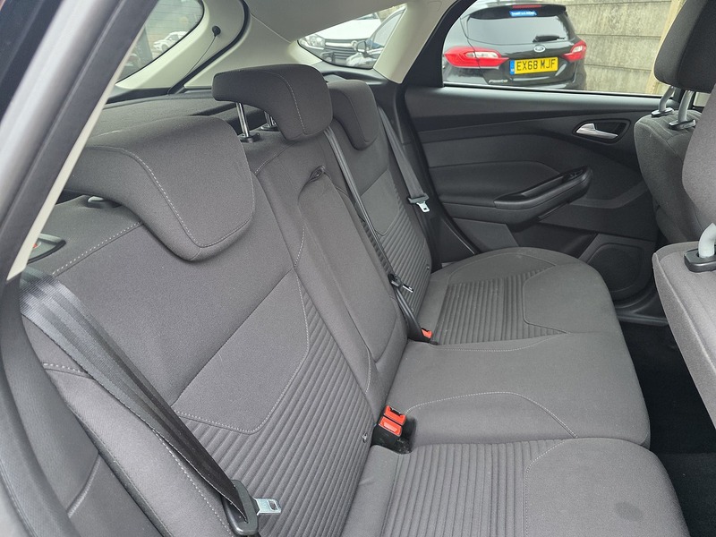 Ford Focus 1.0T EcoBoost Titanium Hatchback 5dr Petrol Auto Euro 6 (s/s) (125 ps) - U2416