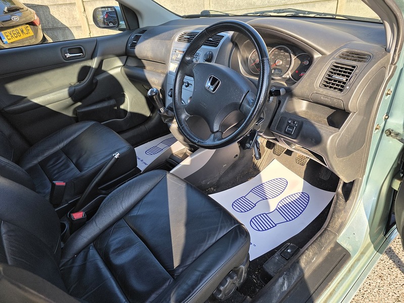 Honda Civic 1.6 i-VTEC Executive Hatchback 5dr Petrol Manual (157 g/km, 108 bhp) - U2420