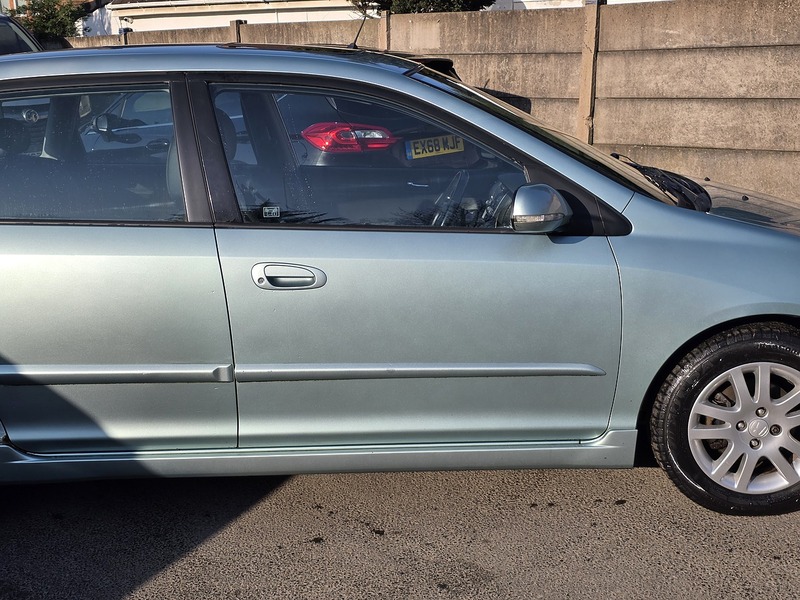 Honda Civic 1.6 i-VTEC Executive Hatchback 5dr Petrol Manual (157 g/km, 108 bhp) - U2420