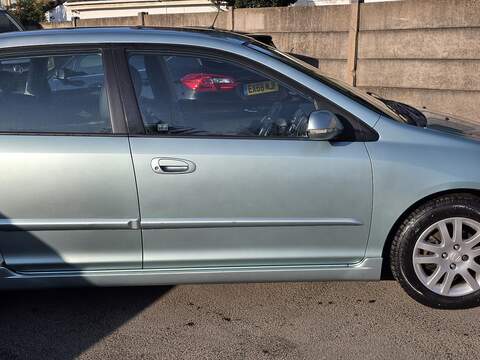 Honda Civic 1.6 i-VTEC Executive Hatchback 5dr Petrol Manual (157 g/km, 108 bhp) - U2420