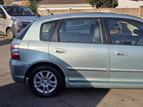 Honda Civic 1.6 i-VTEC Executive Hatchback 5dr Petrol Manual (157 g/km, 108 bhp) - U2420