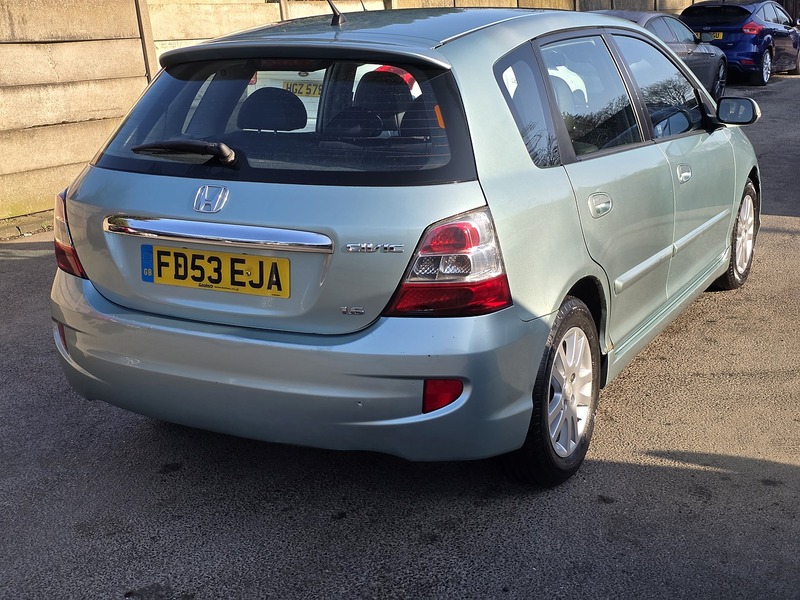 Honda Civic 1.6 i-VTEC Executive Hatchback 5dr Petrol Manual (157 g/km, 108 bhp) - U2420