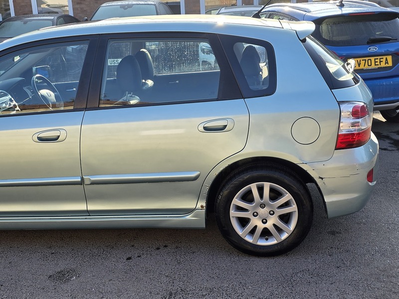 Honda Civic 1.6 i-VTEC Executive Hatchback 5dr Petrol Manual (157 g/km, 108 bhp) - U2420