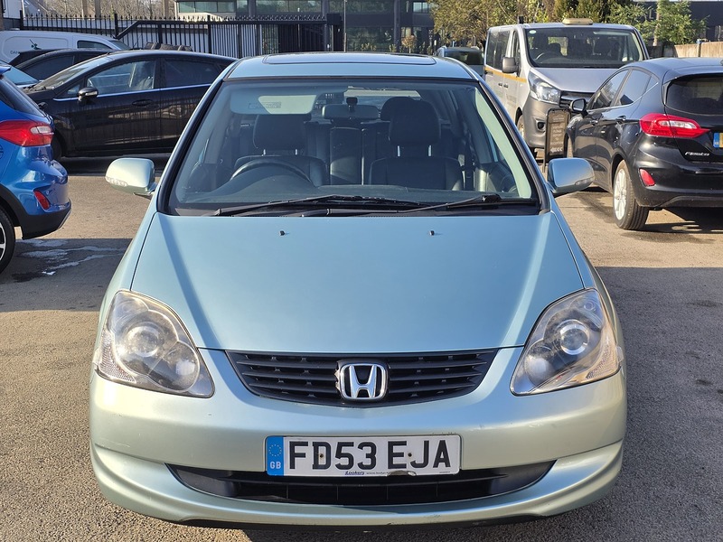 Honda Civic 1.6 i-VTEC Executive Hatchback 5dr Petrol Manual (157 g/km, 108 bhp) - U2420