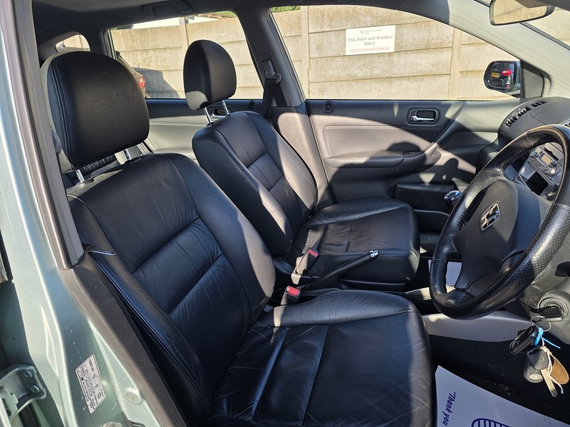 Honda Civic 1.6 i-VTEC Executive Hatchback 5dr Petrol Manual (157 g/km, 108 bhp) - U2420