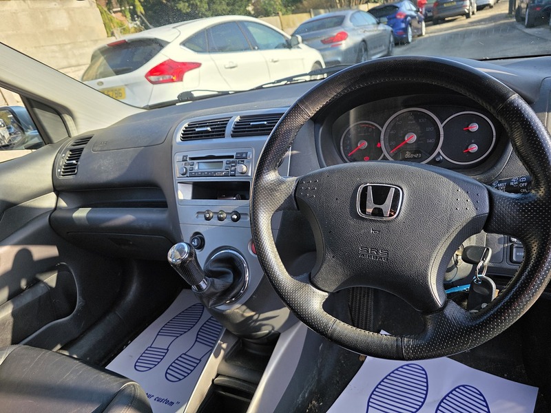 Honda Civic 1.6 i-VTEC Executive Hatchback 5dr Petrol Manual (157 g/km, 108 bhp) - U2420