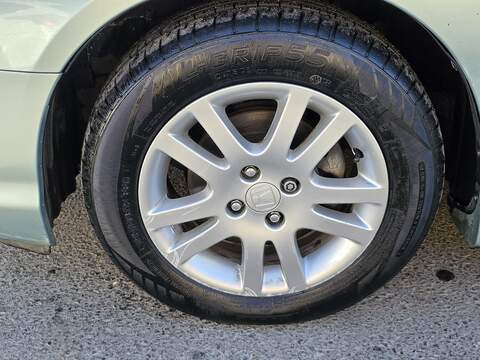 Honda Civic 1.6 i-VTEC Executive Hatchback 5dr Petrol Manual (157 g/km, 108 bhp) - U2420