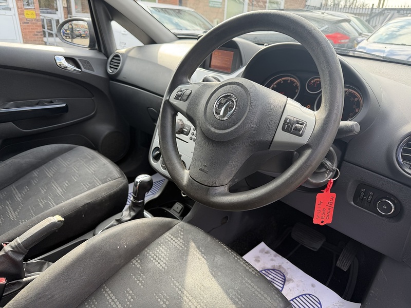 Vauxhall Corsa 1.4 16V Design Hatchback 5dr Petrol Auto Euro 5 (A/C) (100 ps) - U2421