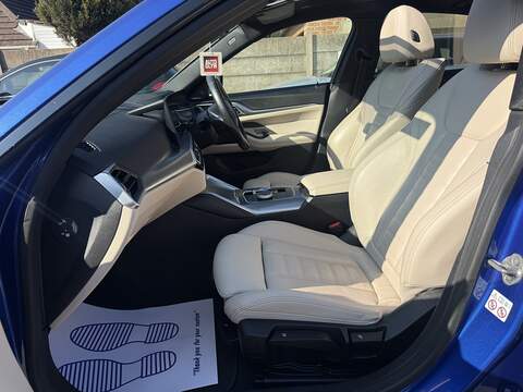 BMW i4 40 83.9kWh M Sport Gran Coupe 5dr Electric Auto eDrive (340 ps) - U2422