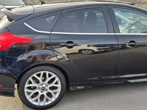 Ford Focus 1.0T EcoBoost Zetec S Hatchback 5dr Petrol Auto Euro 6 (s/s) (125 ps) - U2423