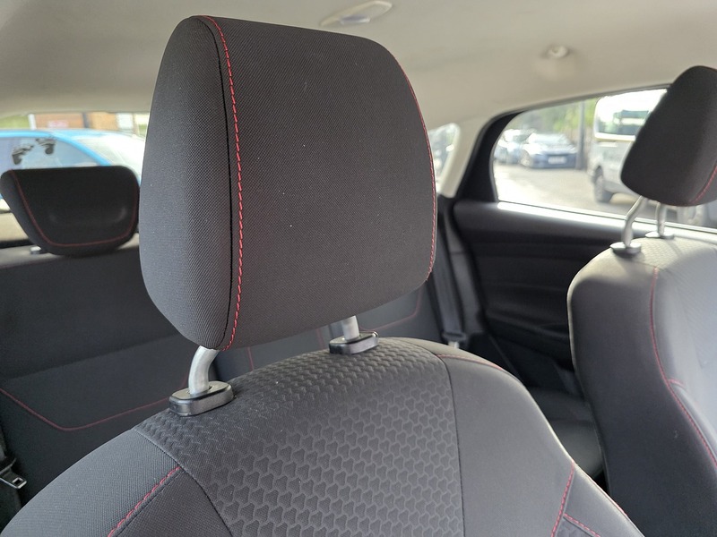 Ford Focus 1.0T EcoBoost Zetec S Hatchback 5dr Petrol Auto Euro 6 (s/s) (125 ps) - U2423