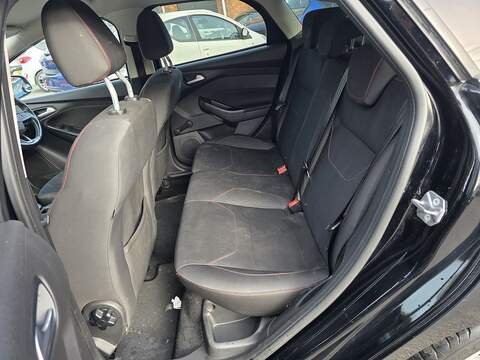Ford Focus 1.0T EcoBoost Zetec S Hatchback 5dr Petrol Auto Euro 6 (s/s) (125 ps) - U2423
