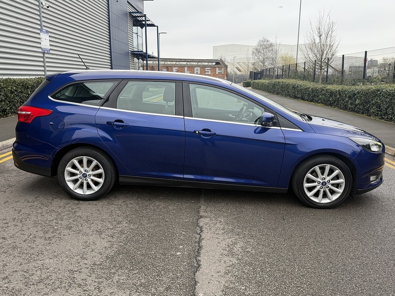 Ford Focus 1.0T EcoBoost Titanium Estate 5dr Petrol Auto Euro 6 (s/s) (125 ps) - U2428