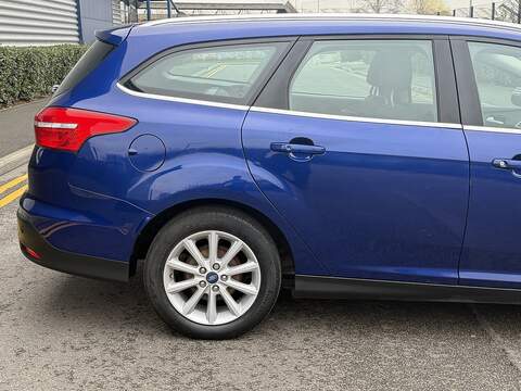Ford Focus 1.0T EcoBoost Titanium Estate 5dr Petrol Auto Euro 6 (s/s) (125 ps) - U2428