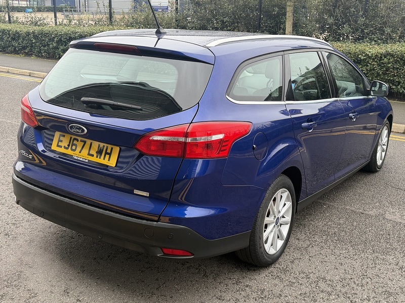 Ford Focus 1.0T EcoBoost Titanium Estate 5dr Petrol Auto Euro 6 (s/s) (125 ps) - U2428