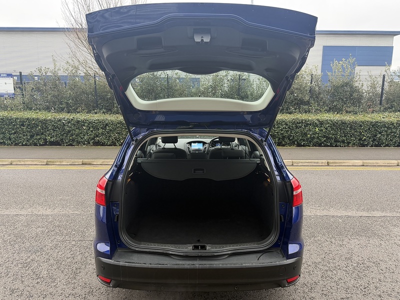 Ford Focus 1.0T EcoBoost Titanium Estate 5dr Petrol Auto Euro 6 (s/s) (125 ps) - U2428