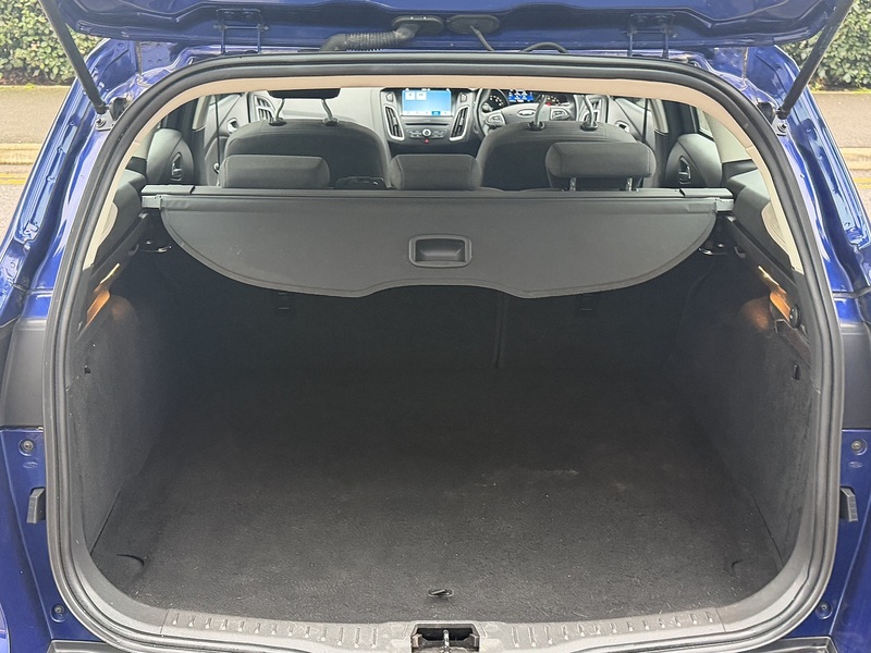 Ford Focus 1.0T EcoBoost Titanium Estate 5dr Petrol Auto Euro 6 (s/s) (125 ps) - U2428