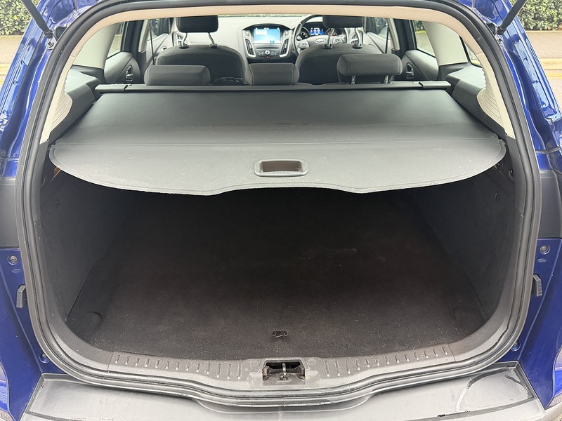 Ford Focus 1.0T EcoBoost Titanium Estate 5dr Petrol Auto Euro 6 (s/s) (125 ps) - U2428