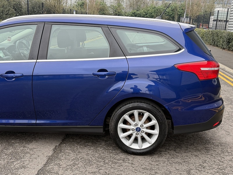 Ford Focus 1.0T EcoBoost Titanium Estate 5dr Petrol Auto Euro 6 (s/s) (125 ps) - U2428