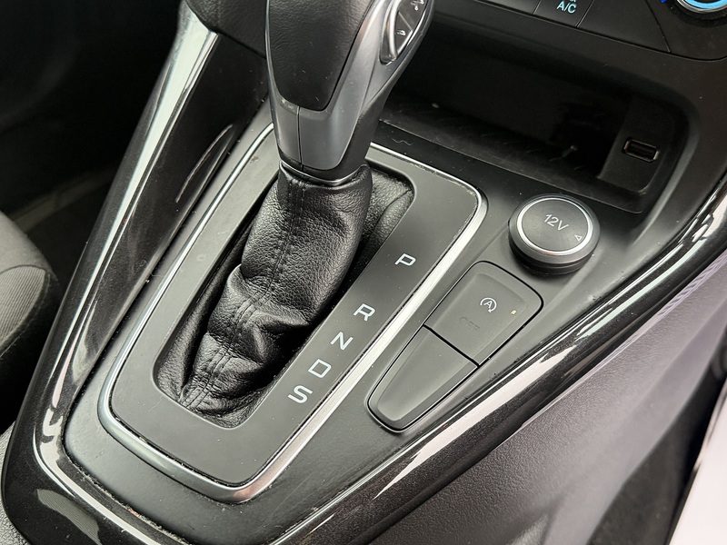 Ford Focus 1.0T EcoBoost Titanium Estate 5dr Petrol Auto Euro 6 (s/s) (125 ps) - U2428