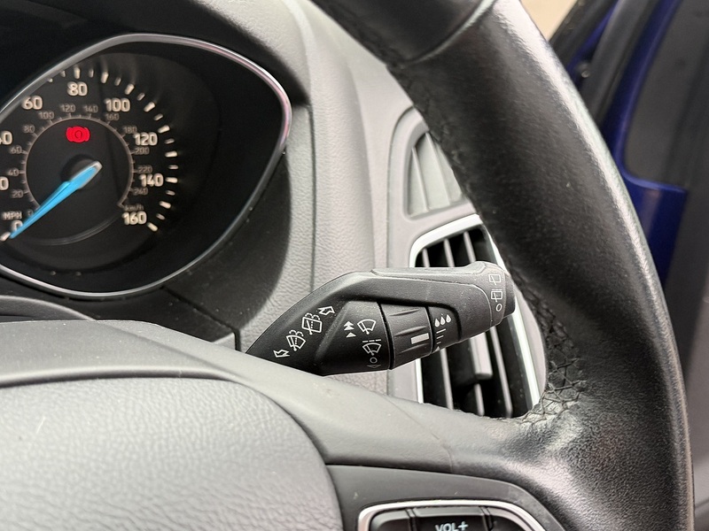 Ford Focus 1.0T EcoBoost Titanium Estate 5dr Petrol Auto Euro 6 (s/s) (125 ps) - U2428