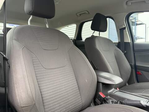 Ford Focus 1.0T EcoBoost Titanium Estate 5dr Petrol Auto Euro 6 (s/s) (125 ps) - U2428