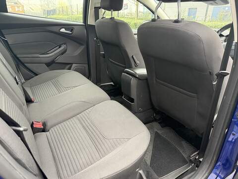 Ford Focus 1.0T EcoBoost Titanium Estate 5dr Petrol Auto Euro 6 (s/s) (125 ps) - U2428