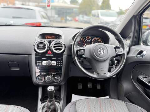 Vauxhall Corsa 1.2 16V SXi Hatchback 5dr Petrol Manual Euro 5 (A/C) (85 ps) - U2429