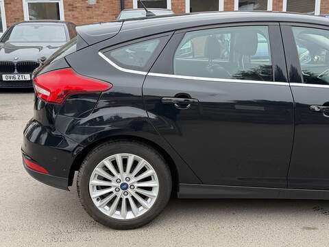Ford Focus 1.0T EcoBoost Titanium X Hatchback 5dr Petrol Auto Euro 6 (s/s) (125 ps) - U2432