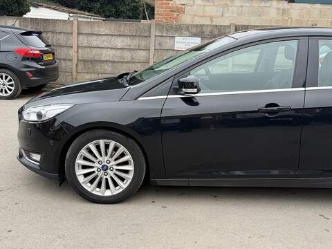 Ford Focus 1.0T EcoBoost Titanium X Hatchback 5dr Petrol Auto Euro 6 (s/s) (125 ps) - U2432
