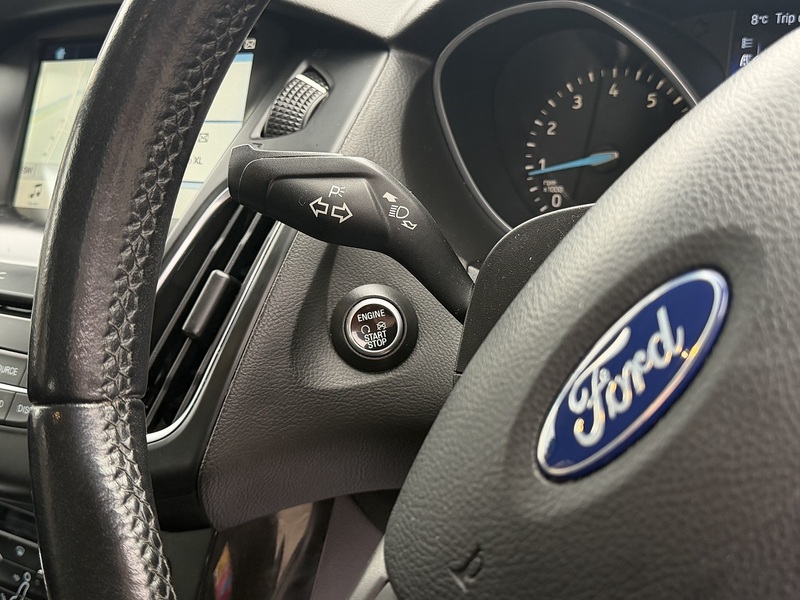 Ford Focus 1.0T EcoBoost Titanium X Hatchback 5dr Petrol Auto Euro 6 (s/s) (125 ps) - U2432