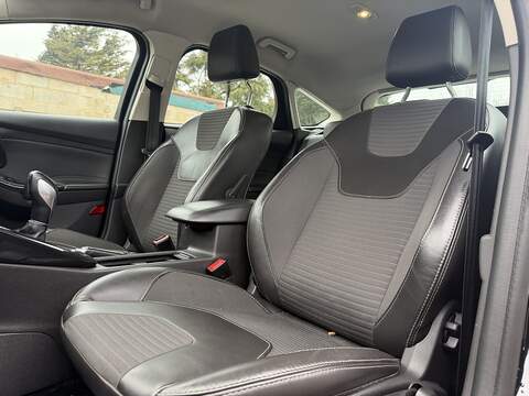 Ford Focus 1.0T EcoBoost Titanium X Hatchback 5dr Petrol Auto Euro 6 (s/s) (125 ps) - U2432