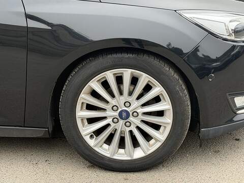 Ford Focus 1.0T EcoBoost Titanium X Hatchback 5dr Petrol Auto Euro 6 (s/s) (125 ps) - U2432