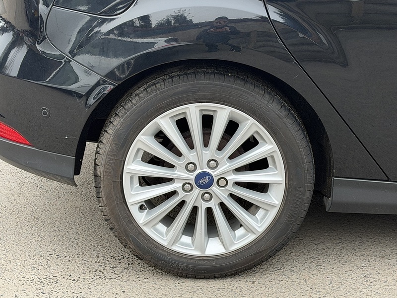 Ford Focus 1.0T EcoBoost Titanium X Hatchback 5dr Petrol Auto Euro 6 (s/s) (125 ps) - U2432