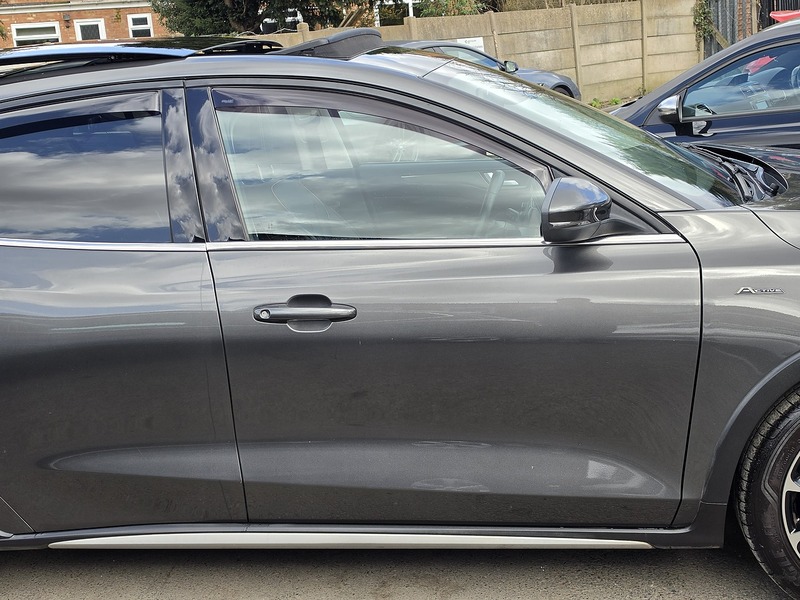 Ford Focus 1.0T EcoBoost Active X Vignale Hatchback 5dr Petrol Auto Euro 6 (s/s) (125 ps) - U2436