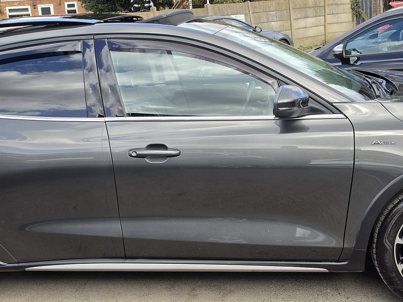 Ford Focus 1.0T EcoBoost Active X Vignale Hatchback 5dr Petrol Auto Euro 6 (s/s) (125 ps) - U2436