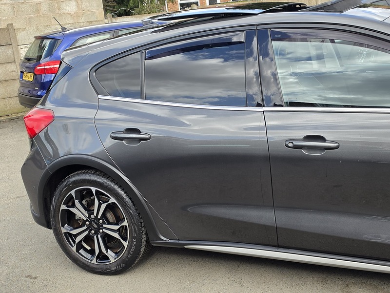 Ford Focus 1.0T EcoBoost Active X Vignale Hatchback 5dr Petrol Auto Euro 6 (s/s) (125 ps) - U2436