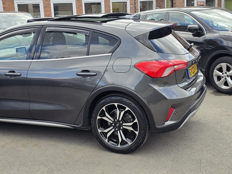 Ford Focus 1.0T EcoBoost Active X Vignale Hatchback 5dr Petrol Auto Euro 6 (s/s) (125 ps) - U2436