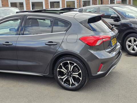 Ford Focus 1.0T EcoBoost Active X Vignale Hatchback 5dr Petrol Auto Euro 6 (s/s) (125 ps) - U2436