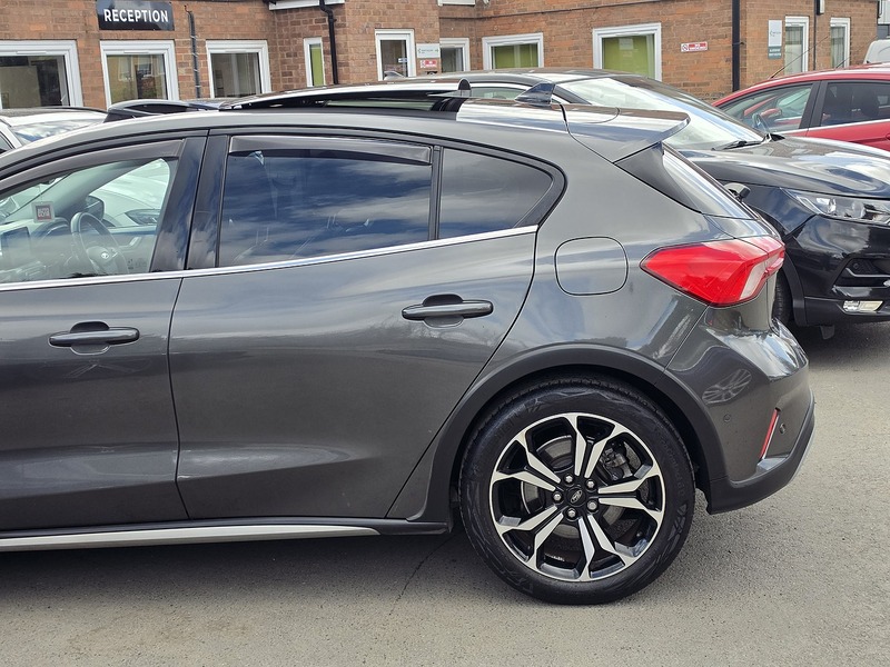 Ford Focus 1.0T EcoBoost Active X Vignale Hatchback 5dr Petrol Auto Euro 6 (s/s) (125 ps) - U2436