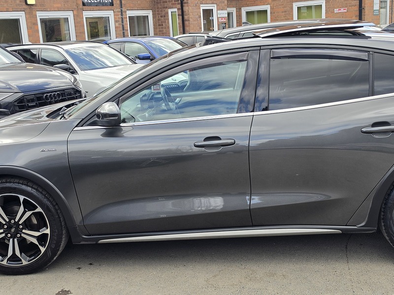 Ford Focus 1.0T EcoBoost Active X Vignale Hatchback 5dr Petrol Auto Euro 6 (s/s) (125 ps) - U2436