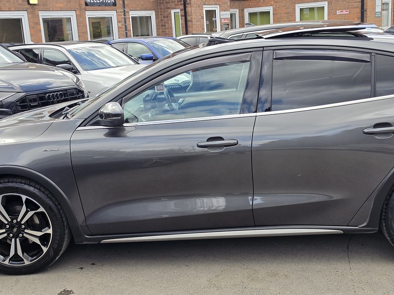 Ford Focus 1.0T EcoBoost Active X Vignale Hatchback 5dr Petrol Auto Euro 6 (s/s) (125 ps) - U2436
