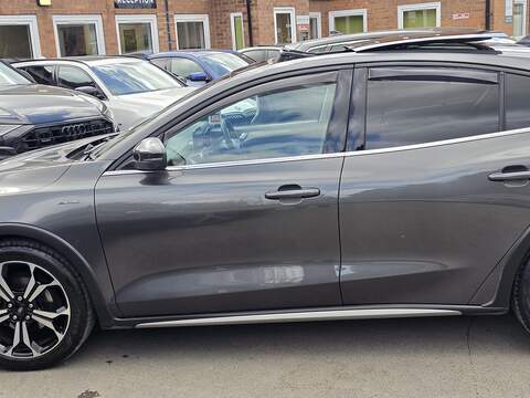 Ford Focus 1.0T EcoBoost Active X Vignale Hatchback 5dr Petrol Auto Euro 6 (s/s) (125 ps) - U2436