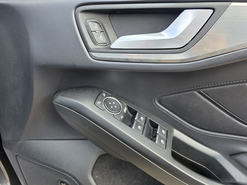 Ford Focus 1.0T EcoBoost Active X Vignale Hatchback 5dr Petrol Auto Euro 6 (s/s) (125 ps) - U2436