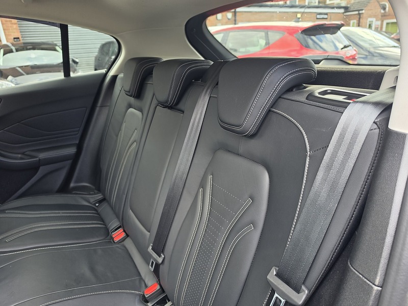 Ford Focus 1.0T EcoBoost Active X Vignale Hatchback 5dr Petrol Auto Euro 6 (s/s) (125 ps) - U2436