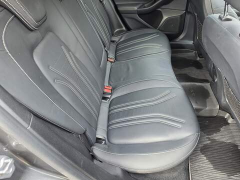 Ford Focus 1.0T EcoBoost Active X Vignale Hatchback 5dr Petrol Auto Euro 6 (s/s) (125 ps) - U2436