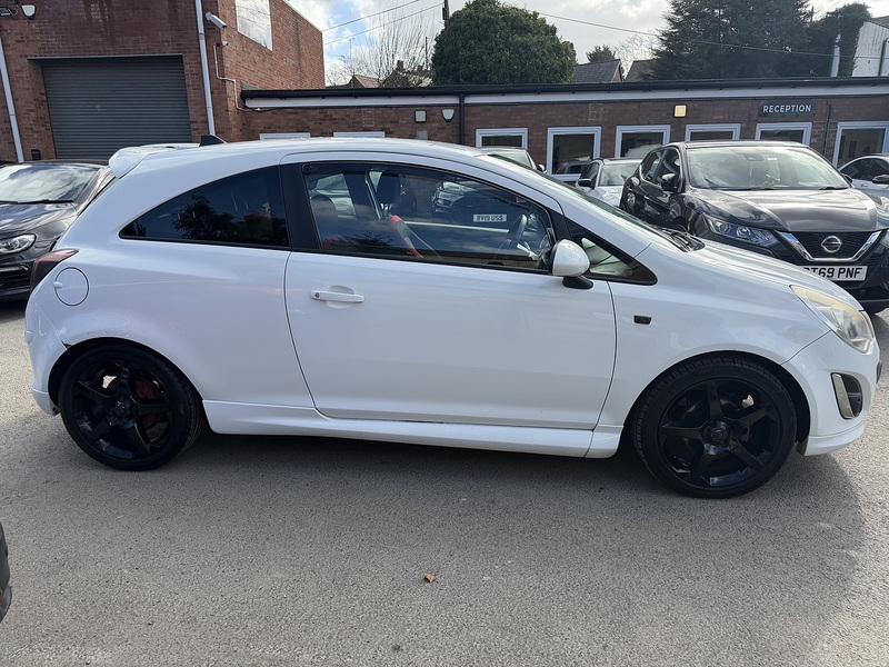 Vauxhall Corsa 1.4 16V SRi Hatchback 3dr Petrol Manual Euro 5 (A/C) (100 ps) - U2439