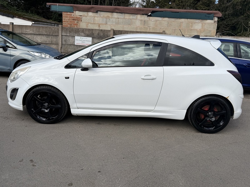 Vauxhall Corsa 1.4 16V SRi Hatchback 3dr Petrol Manual Euro 5 (A/C) (100 ps) - U2439