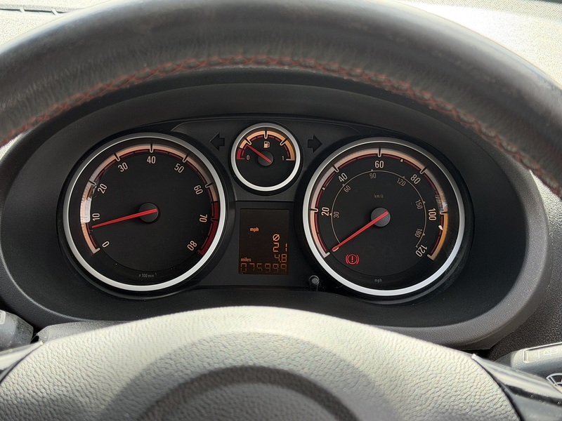 Vauxhall Corsa 1.4 16V SRi Hatchback 3dr Petrol Manual Euro 5 (A/C) (100 ps) - U2439