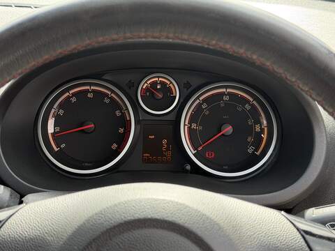 Vauxhall Corsa 1.4 16V SRi Hatchback 3dr Petrol Manual Euro 5 (A/C) (100 ps) - U2439